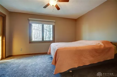 Bedroom - 845 Wind Bluff Pt, Springboro, OH 45066 photo 6 of 12