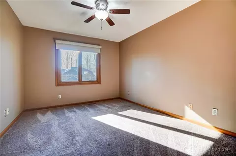 Bedroom - 845 Wind Bluff Pt, Springboro, OH 45066 photo 4 of 12