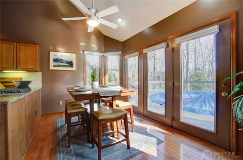 Dining - 845 Wind Bluff Pt, Springboro, OH 45066 photo 1 of 6