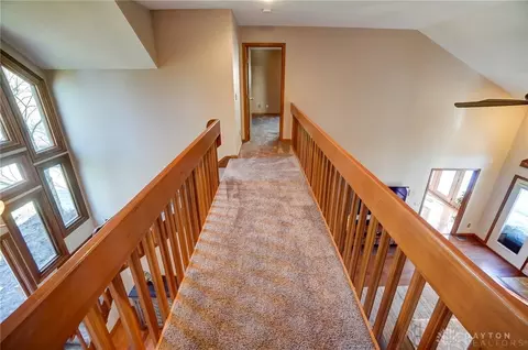 Entry Way - 845 Wind Bluff Pt, Springboro, OH 45066 photo 5 of 7