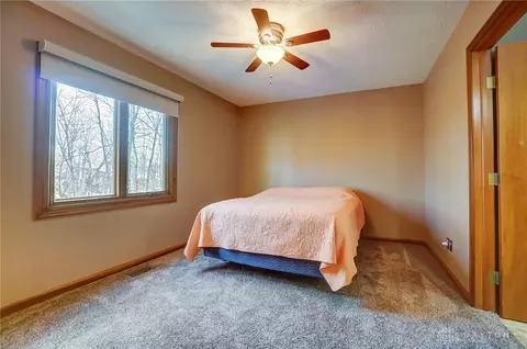 Bedroom - 845 Wind Bluff Pt, Springboro, OH 45066 photo 7 of 12