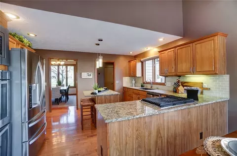Kitchen - 845 Wind Bluff Pt, Springboro, OH 45066 photo 2 of 7