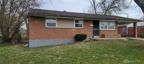 5021 Rockland Dr, Dayton, OH 45406