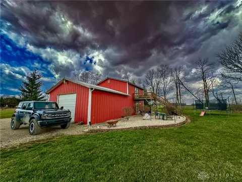 4684 Maple Grv, Eaton, OH 45320
