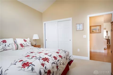 Bedroom - 9224 Stansel Cir, Dayton, OH 45458 photo 3 of 6