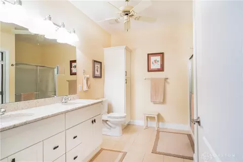 Bath - 9224 Stansel Cir, Dayton, OH 45458 photo 2 of 2