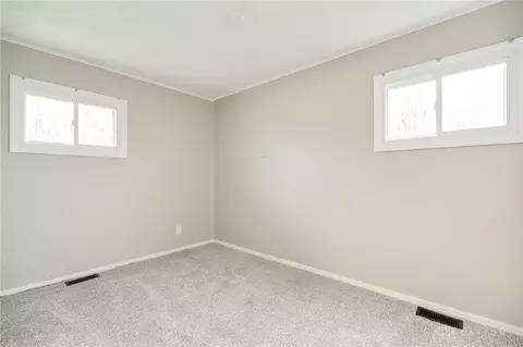 Bedroom - 2790 Prentice Dr, Kettering, OH 45420 photo 5 of 6