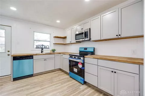 Kitchen - 2790 Prentice Dr, Kettering, OH 45420 photo 1 of 4