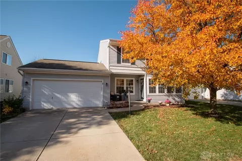 9922 Hollow Tree Dr, Tipp City, OH 45371