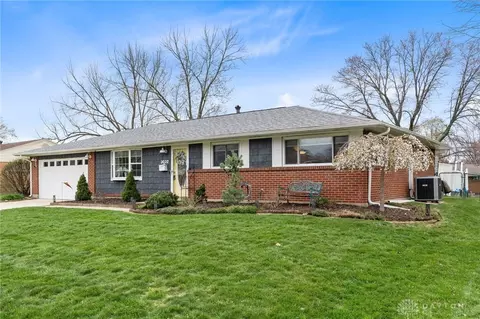 3032 Coker Dr, Kettering, OH 45440 photo 2