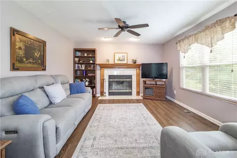 Living - 7225 Wethersfield Dr, Maineville, OH 45039 photo 2 of 2