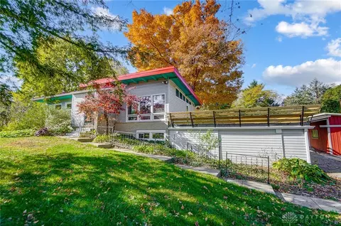 4619 Meredith Rd, Yellow Springs, OH 45387