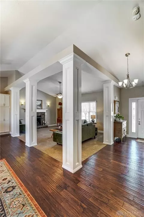 Entry Way - 3040 Windy Ridge Dr, Springfield, OH 45502 photo 4 of 4