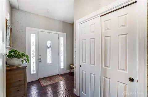 Entry Way - 3040 Windy Ridge Dr, Springfield, OH 45502 photo 1 of 4