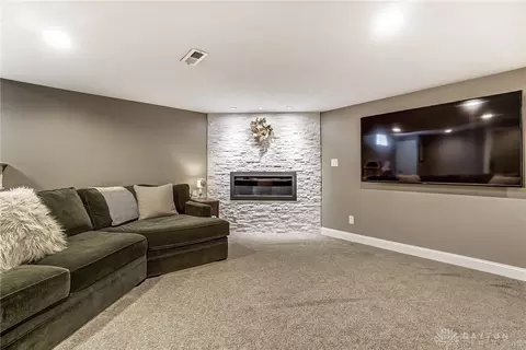 Living - 3040 Windy Ridge Dr, Springfield, OH 45502 photo 4 of 4