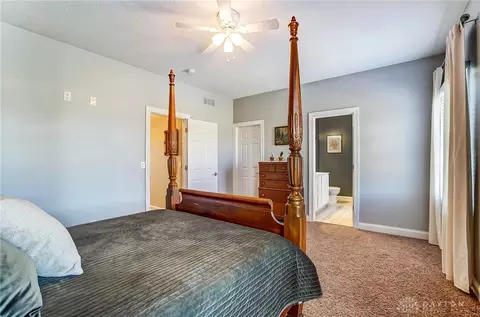Bedroom - 3040 Windy Ridge Dr, Springfield, OH 45502 photo 3 of 9