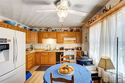 2590 Craig Rd, Springfield, OH 45502 photo 12