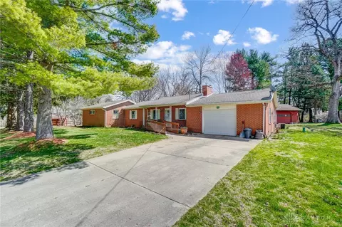 2590 Craig Rd, Springfield, OH 45502 photo 6