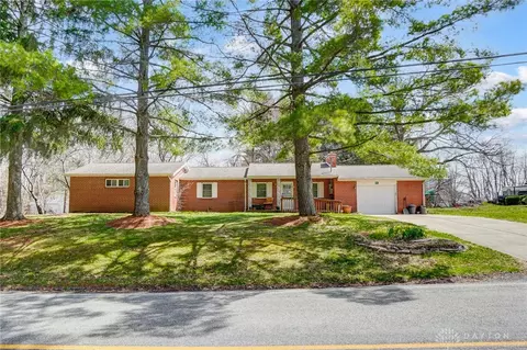 2590 Craig Rd, Springfield, OH 45502 photo 5