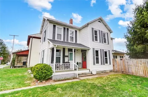 25 S 9th St, Miamisburg, OH 45342