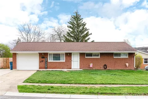 7512 Gentry Ln, Dayton, OH 45424