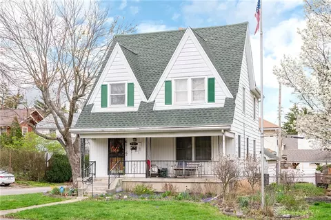 61 W Maplewood Ave, Dayton, OH 45405