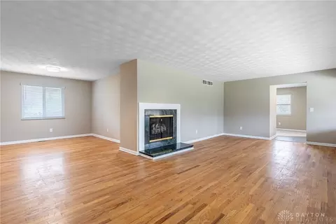 4154 Lotz Rd, Kettering, OH 45429 photo 4