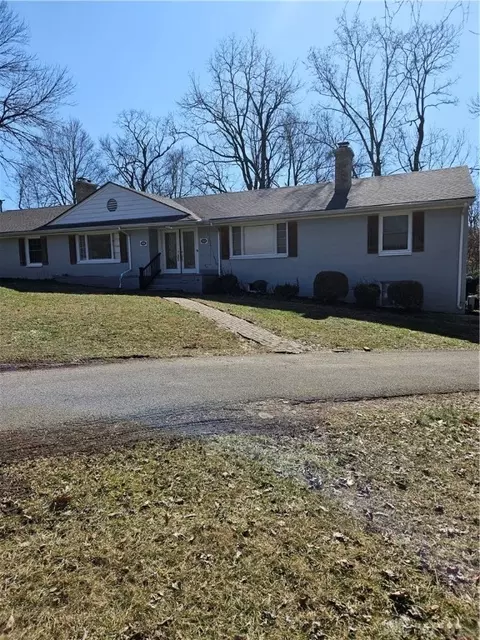 500 W Stroop Rd, Dayton, OH 45429