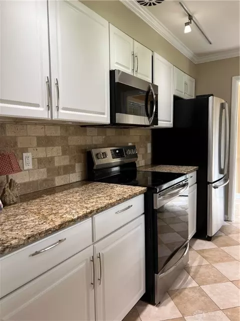 287 Marchester Dr, Kettering, OH 45429 photo 8