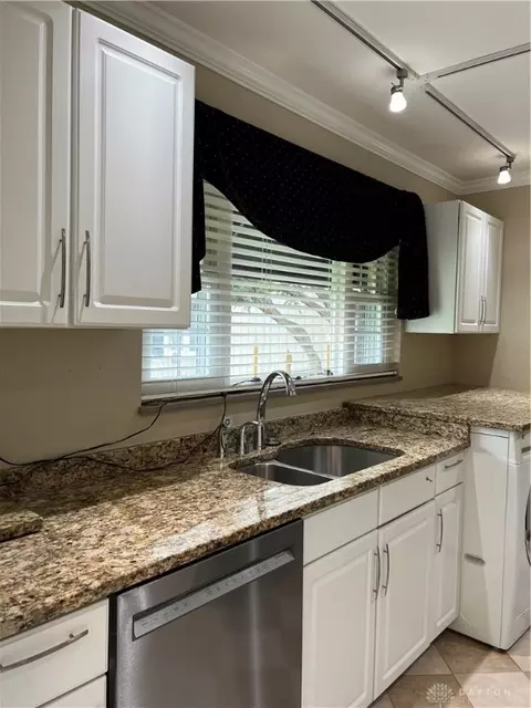287 Marchester Dr, Kettering, OH 45429 photo 5