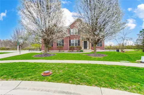 9276 Somerset Dr, Centerville, OH 45458 photo 3