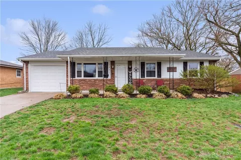 1371 Arrowhead Trl, Xenia, OH 45385