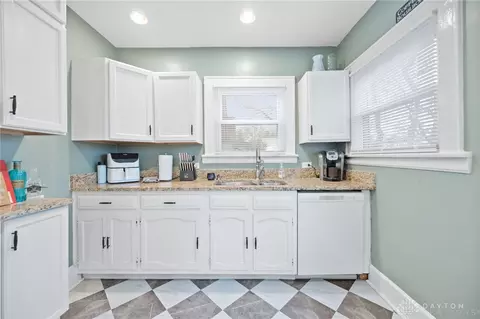 Kitchen - 3531 Rawson Pl, Cincinnati, OH 45209 photo 4 of 4