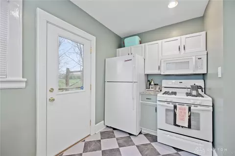 Kitchen - 3531 Rawson Pl, Cincinnati, OH 45209 photo 2 of 4
