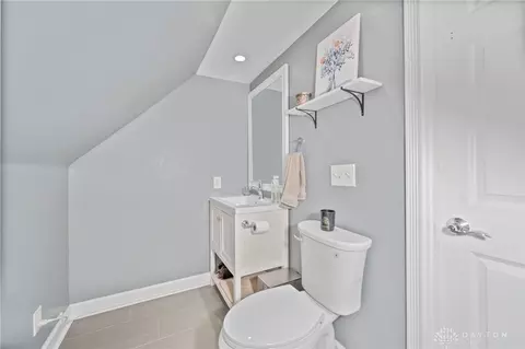 Bath - 3531 Rawson Pl, Cincinnati, OH 45209 photo 4 of 4