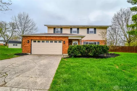 3086 Burr Oak Ct, Kettering, OH 45420 photo 2