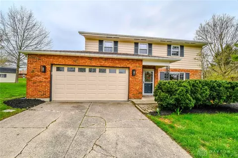 3086 Burr Oak Ct, Kettering, OH 45420