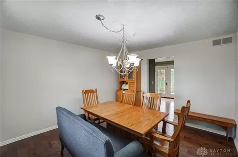 532 Suncrest Dr, Springfield, OH 45503 photo 26