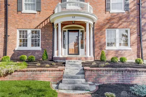 12 Linden Dr, Cincinnati, OH 45215 photo 6