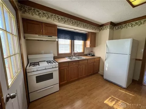 Kitchen - 1514 Bauer Ave, Kettering, OH 45420 photo 1 of 2