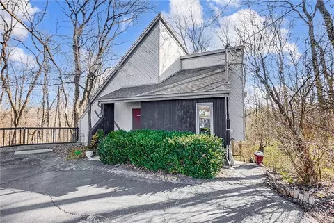 314 S Main St, Englewood, OH 45322