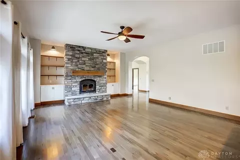 301 Eagle Ct, Springfield, OH 45505 photo 12