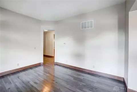 301 Eagle Ct, Springfield, OH 45505 photo 23
