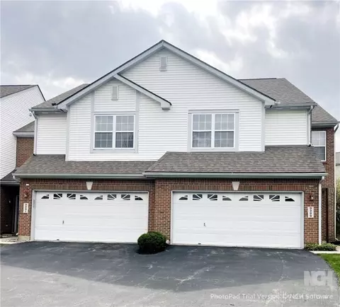 9289 Great Lakes Cir, Dayton, OH 45458