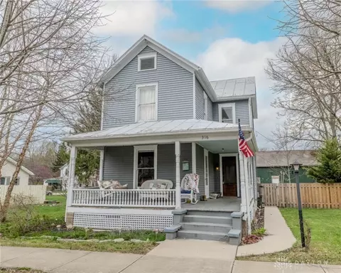 316 W Market St, Germantown, OH 45327