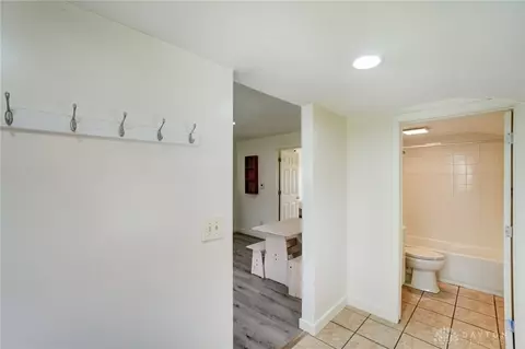 Entry Way - 2220 Superior Ave, Springfield, OH 45505 photo 1 of 1