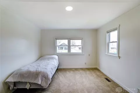 Bedroom - 2220 Superior Ave, Springfield, OH 45505 photo 6 of 10