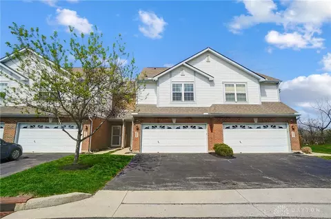 9233 Great Lakes Cir, Washington Township, OH 45458