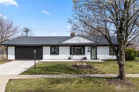 4022 Mengel Dr, Kettering, OH 45429