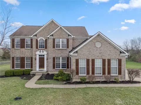 582 Sage Run Dr, Lebanon, OH 45036
